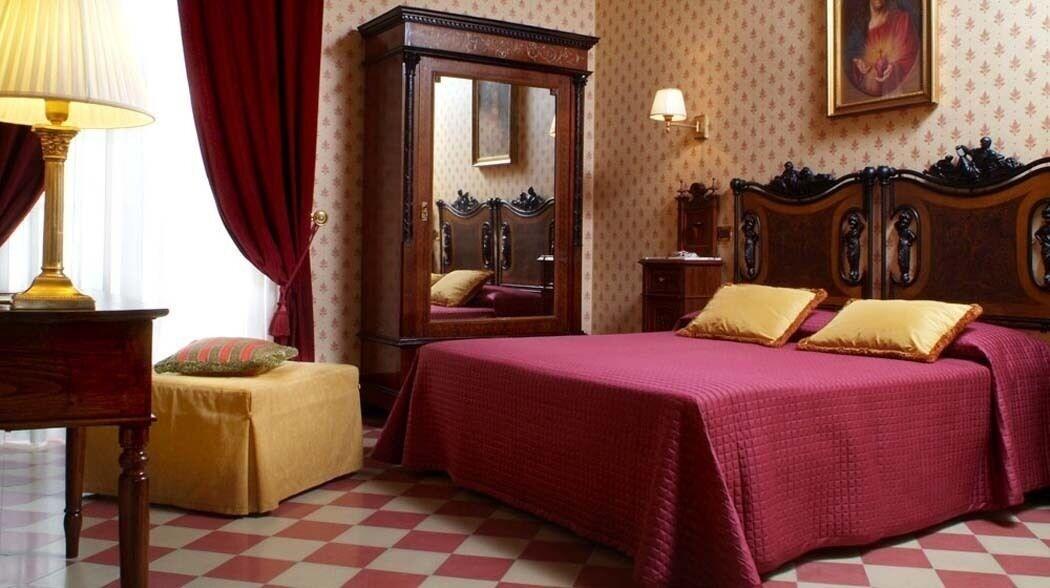 Palazzo Failla Hotel Модика Екстериор снимка