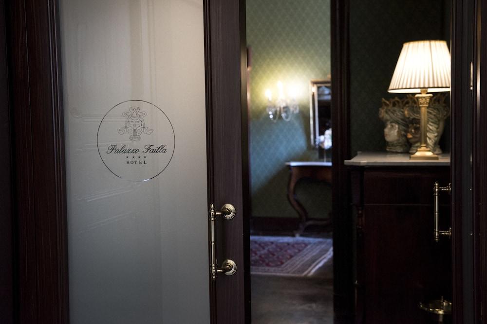 Palazzo Failla Hotel Модика Екстериор снимка
