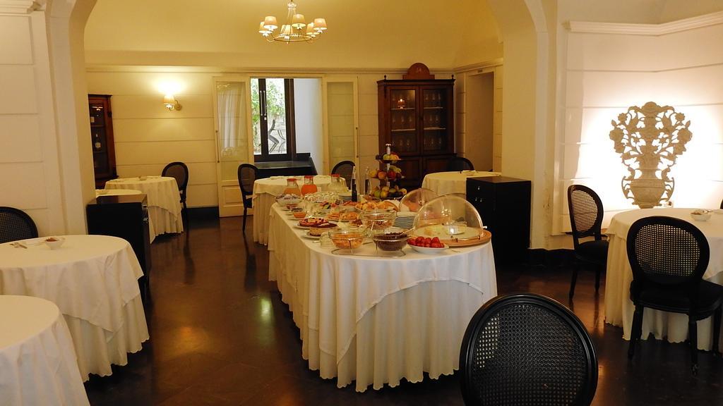 Palazzo Failla Hotel Модика Екстериор снимка