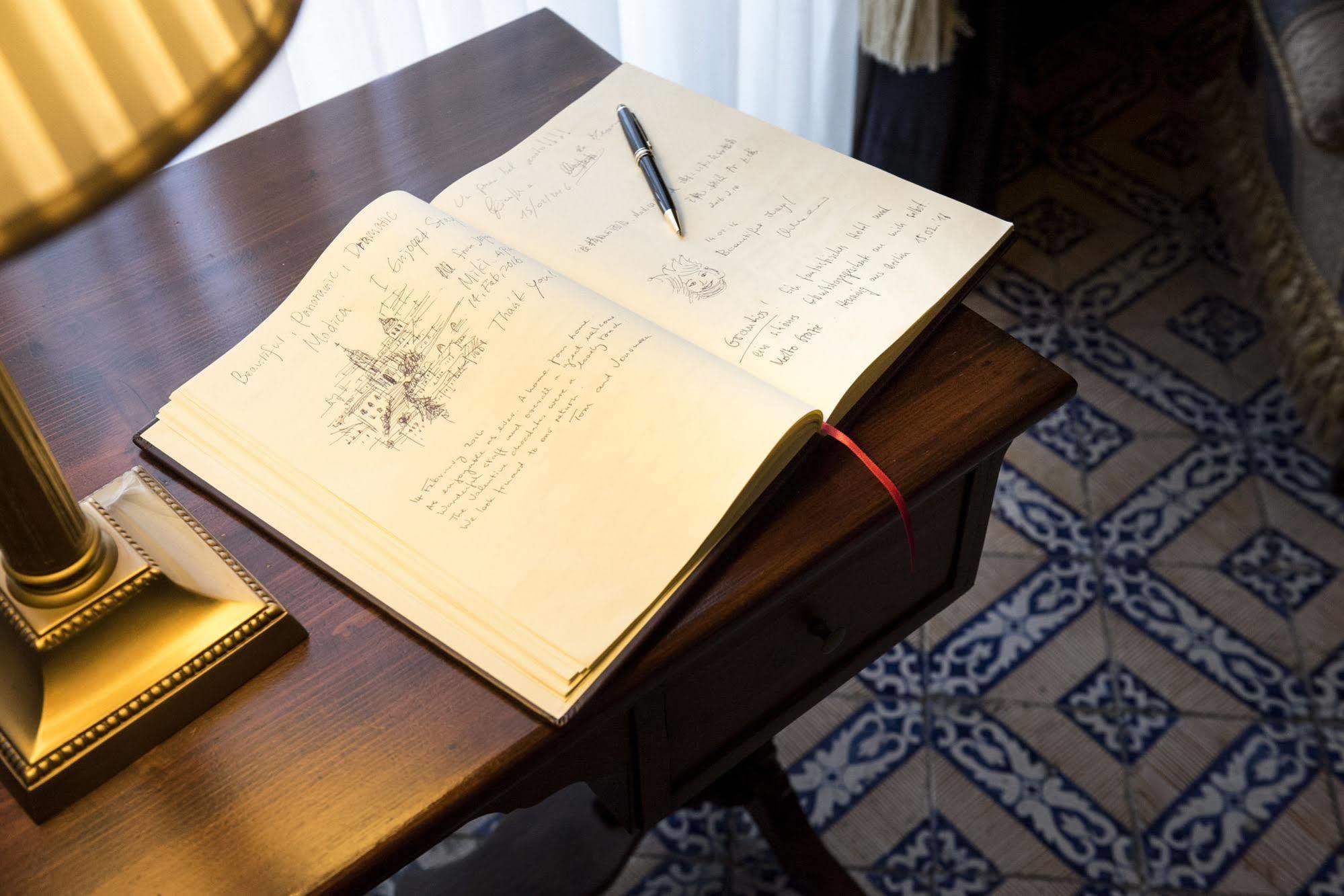 Palazzo Failla Hotel Модика Екстериор снимка